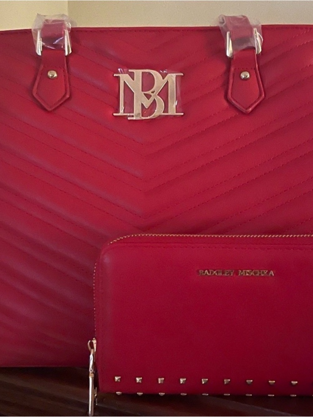 Badgley Mischka set. NWT. Tote bag and wallet. Has lap top pocket.  MRSP $208
